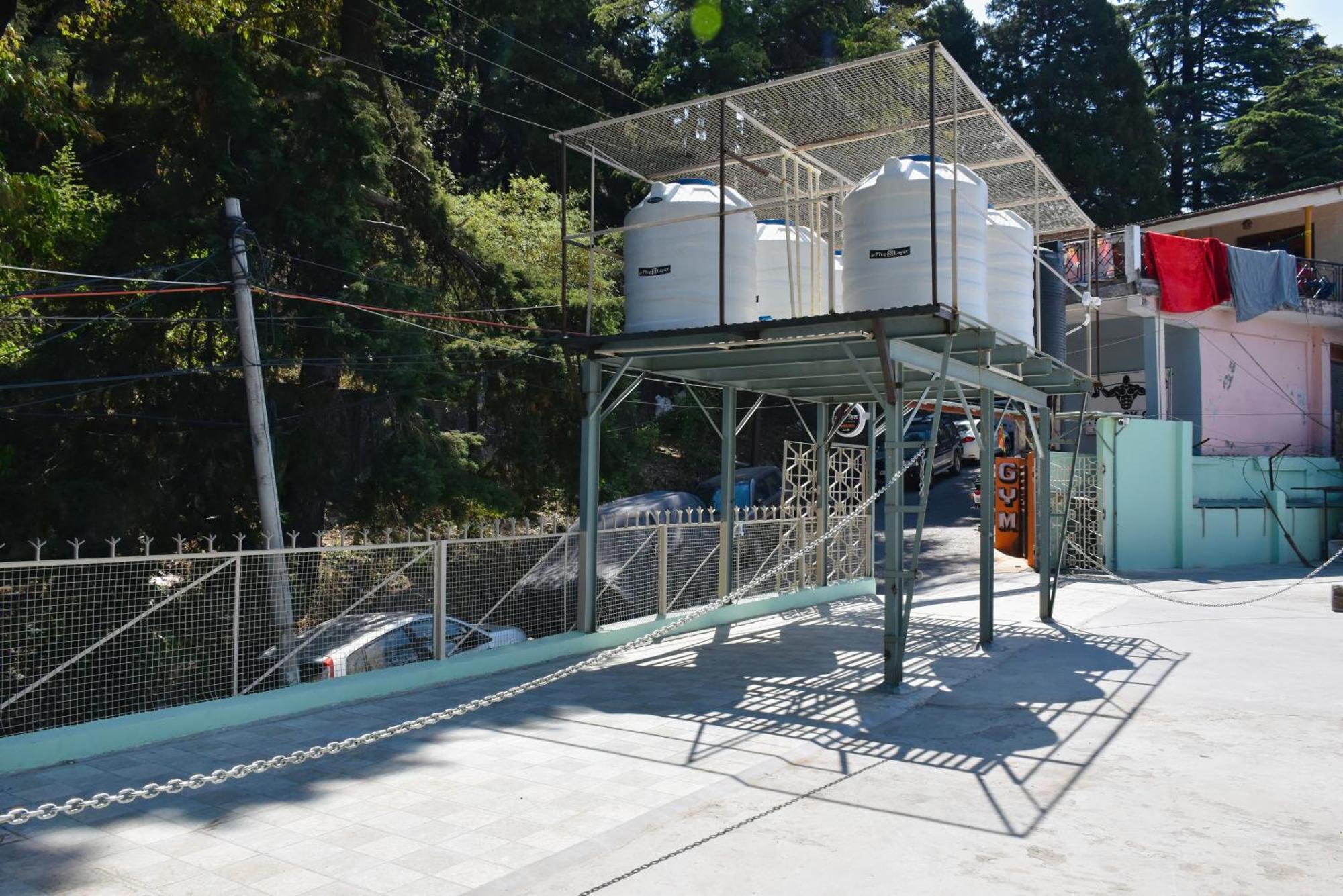 Hotel Spruce Hill & Restro 4*