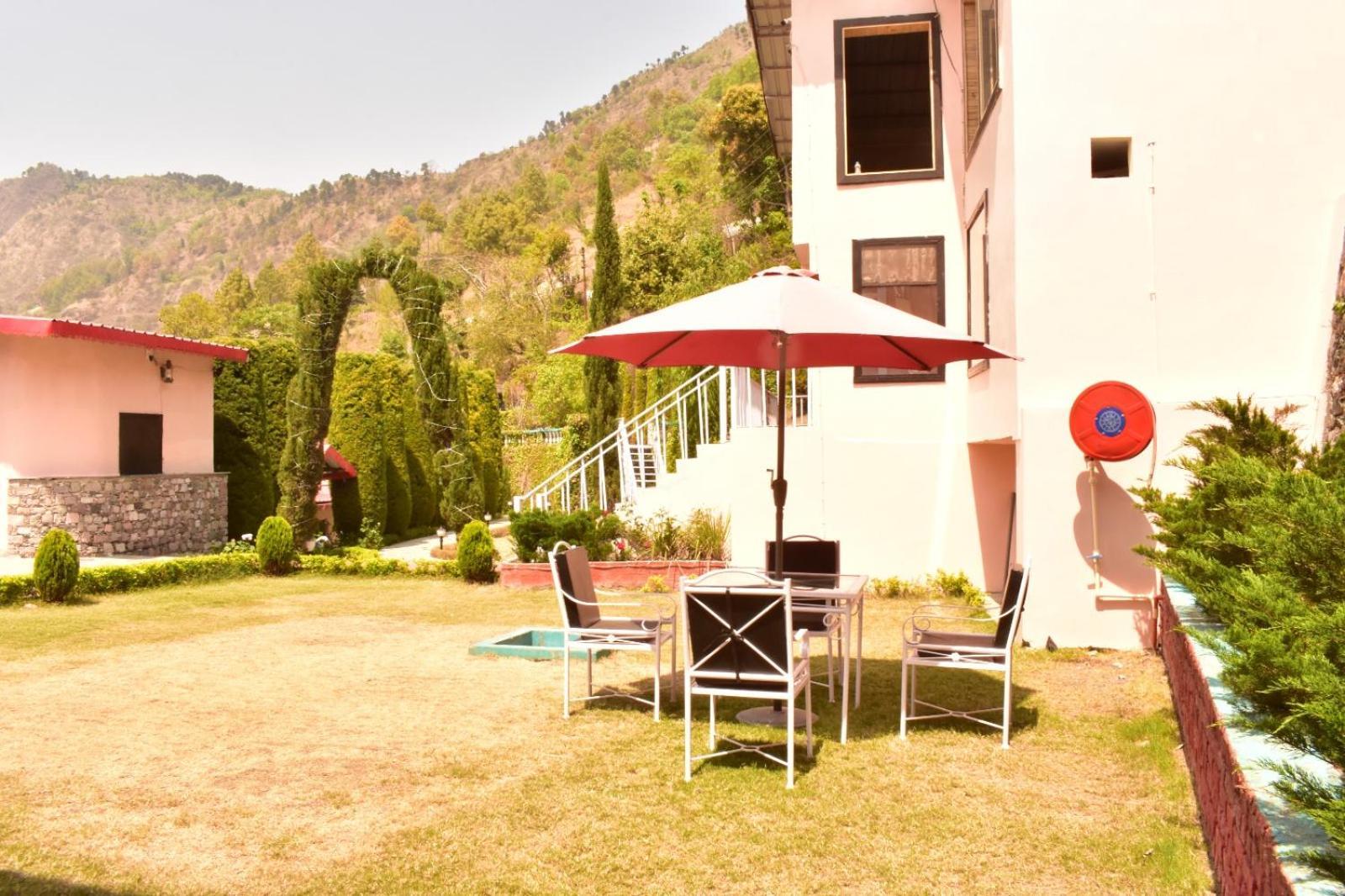 Hotel Nabh 3*