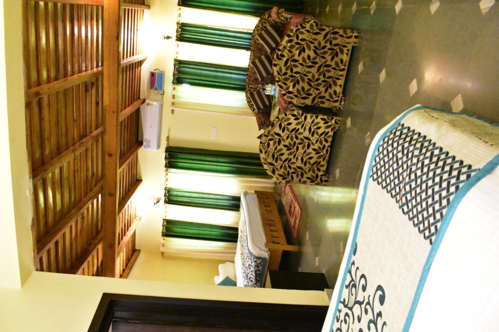 Nabh Hotel 3*
