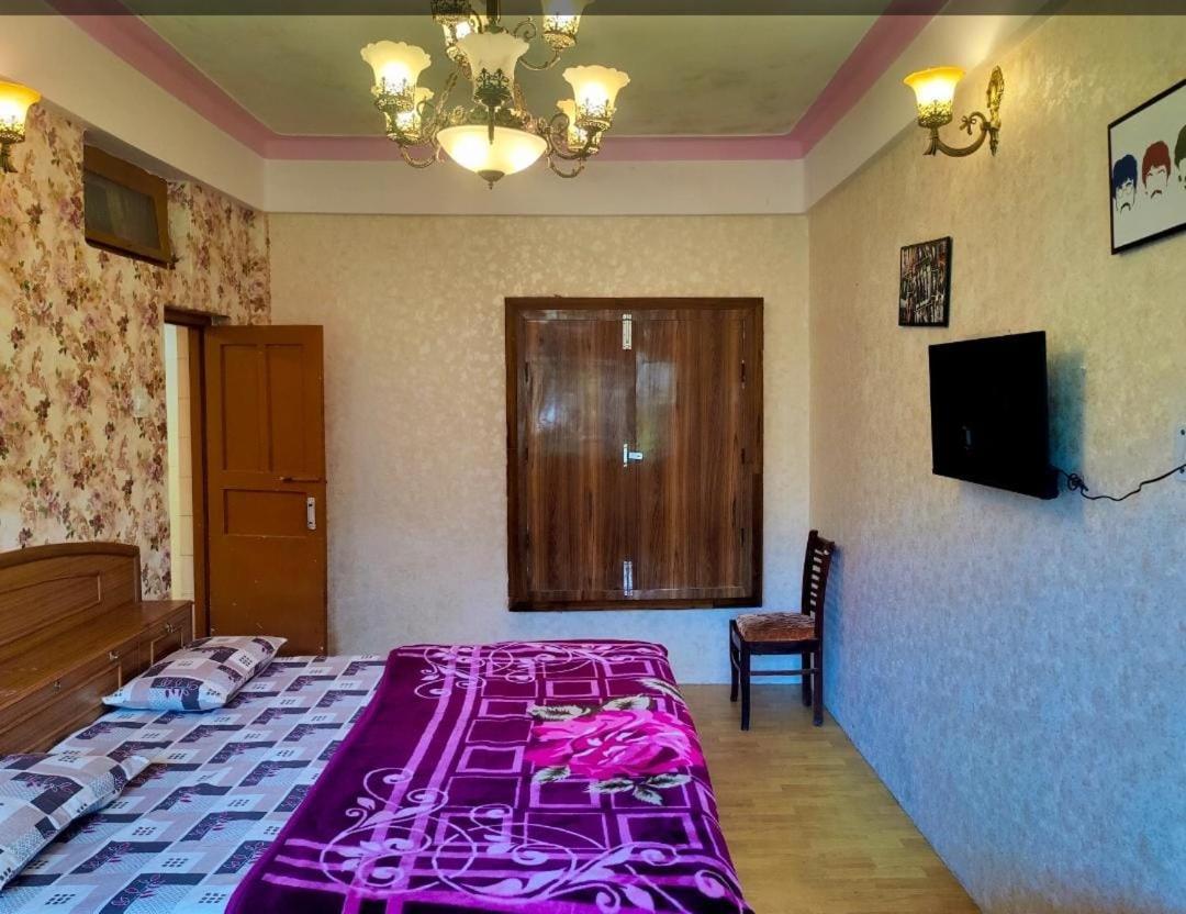 Kurmanchal View Hotel 3*