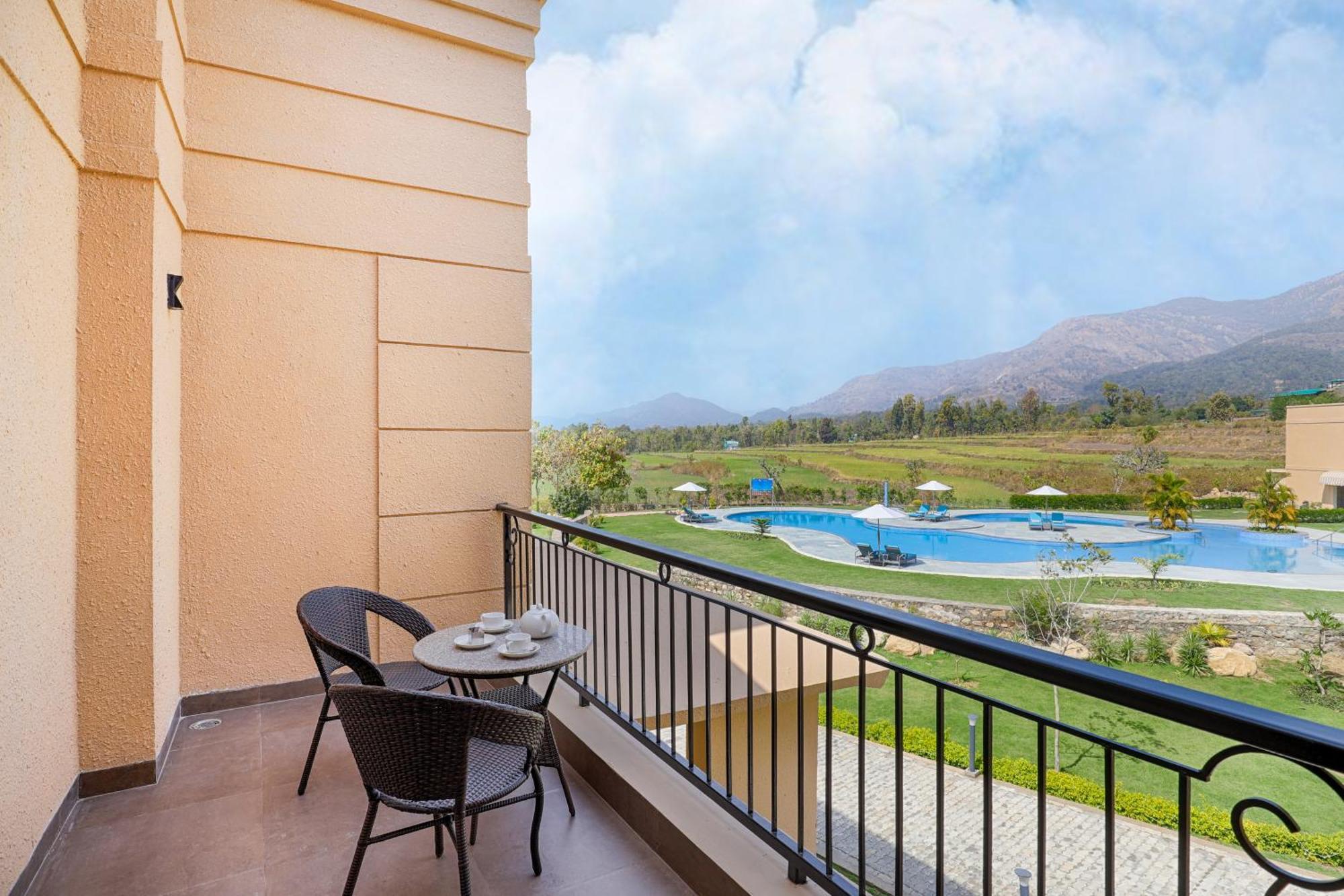 Club Mahindra Patkote Resort *