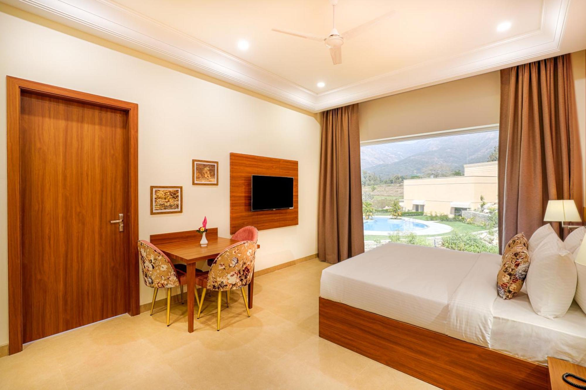 Resort Club Mahindra Patkote Nainital