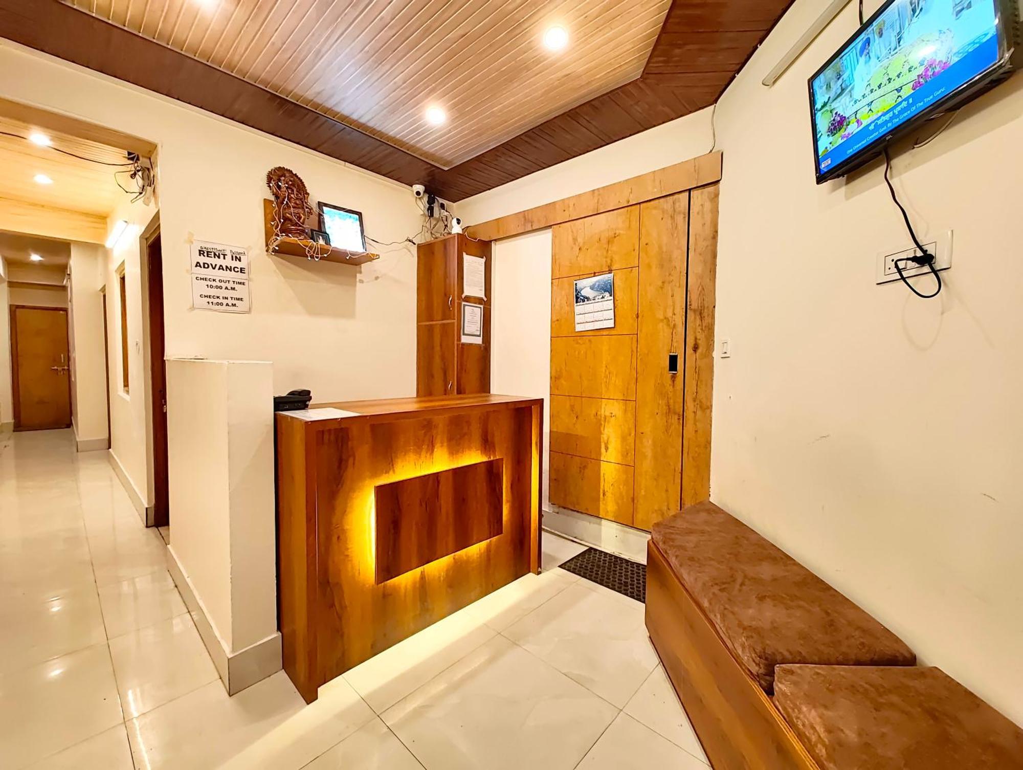 Gp Mall Road Near Naini - A Luxury With Newly Decorated And Renovated - With Wifi - Service Available - Book Now Nainital