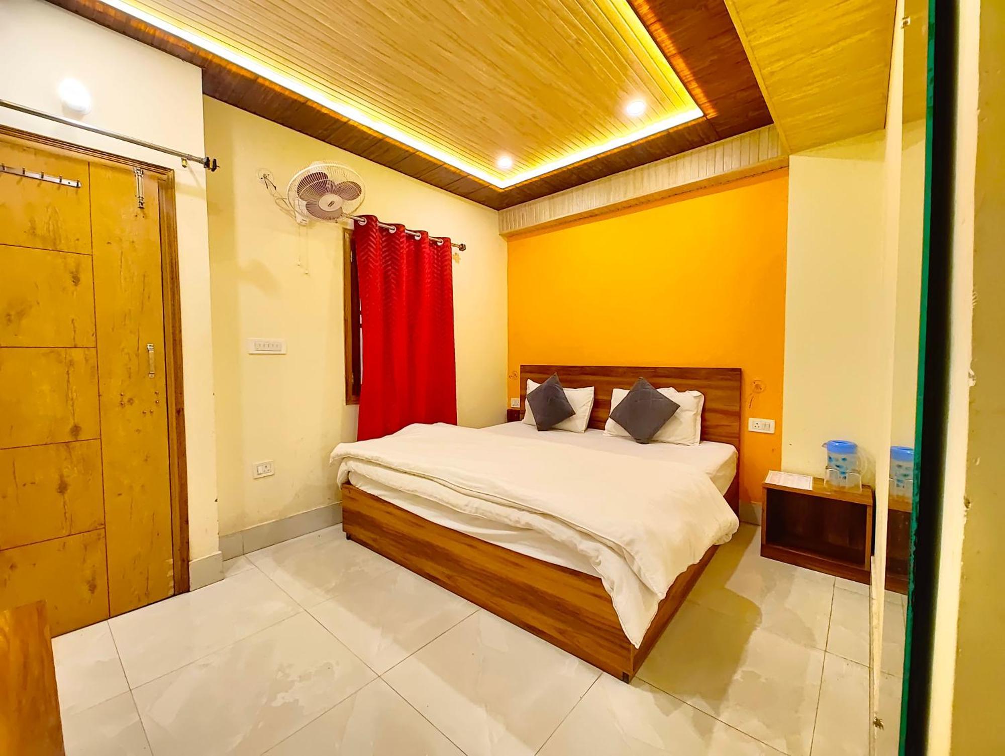 Hotel Gp Mall Road Near Naini - A Luxury With Newly Decorated And Renovated - With Wifi - Service Available - Book Now