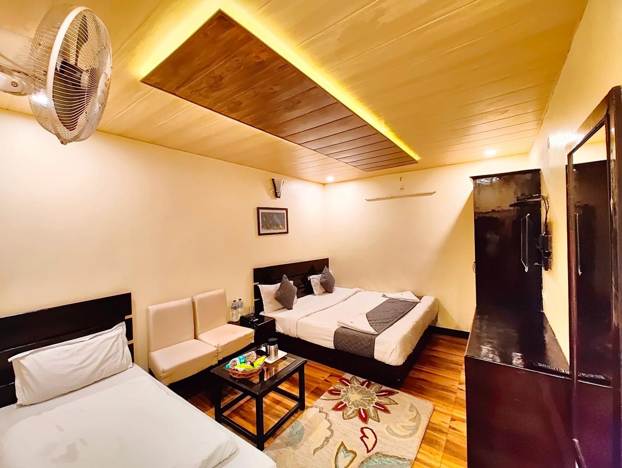 A Premium Hidden - Walking Distance From Naini - A Luxury Boutique In With Newly Decorated And Restaurat And Wi Fi - Wondfull Customer Service Awarded Nainital