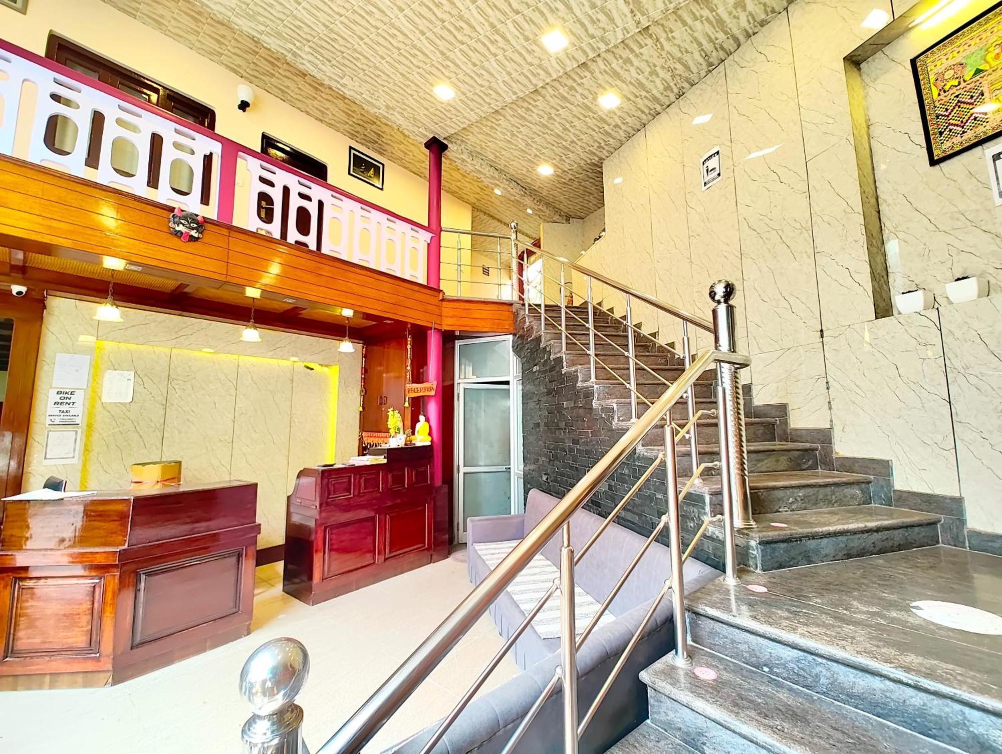 A Premium Hidden - Walking Distance From Naini - A Luxury Boutique In With Newly Decorated And Restaurat And Wi Fi - Wondfull Customer Service Awarded Hotel 3*
