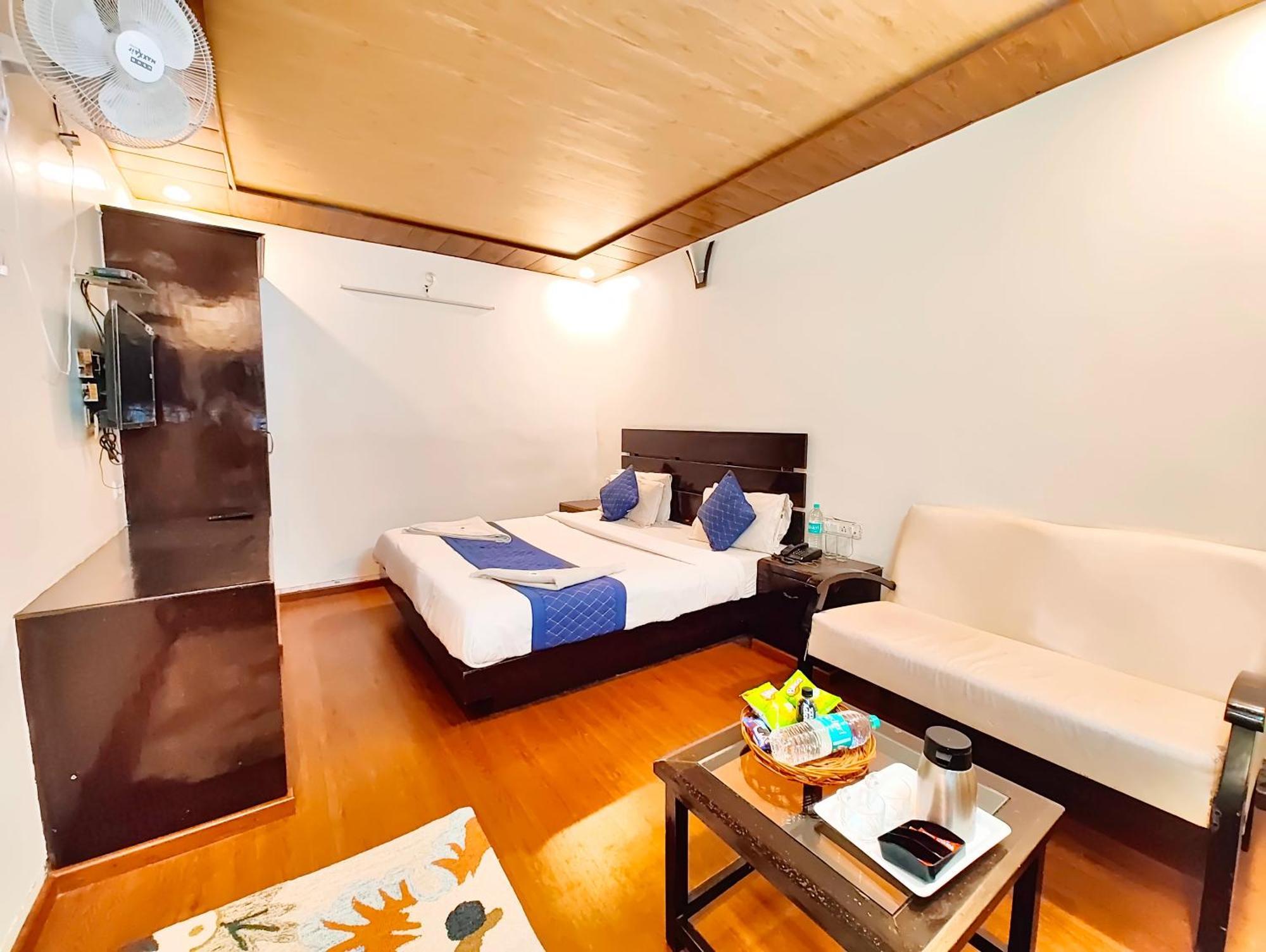 A Premium Hidden - Walking Distance From Naini - A Luxury Boutique In With Newly Decorated And Restaurat And Wi Fi - Wondfull Customer Service Awarded Nainital