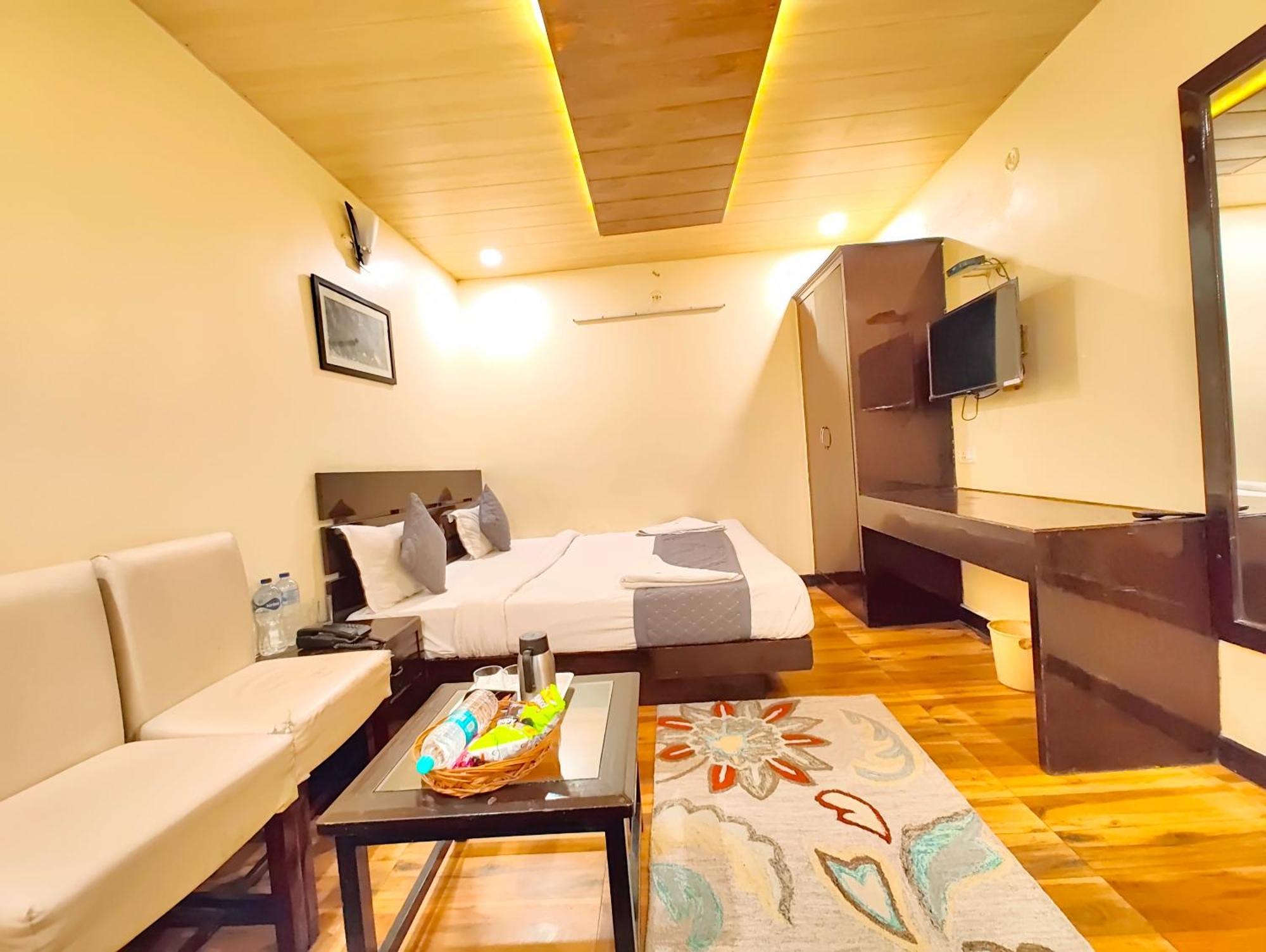 A Premium Hidden - Walking Distance From Naini - A Luxury Boutique In With Newly Decorated And Restaurat And Wi Fi - Wondfull Customer Service Awarded 3* Nainital