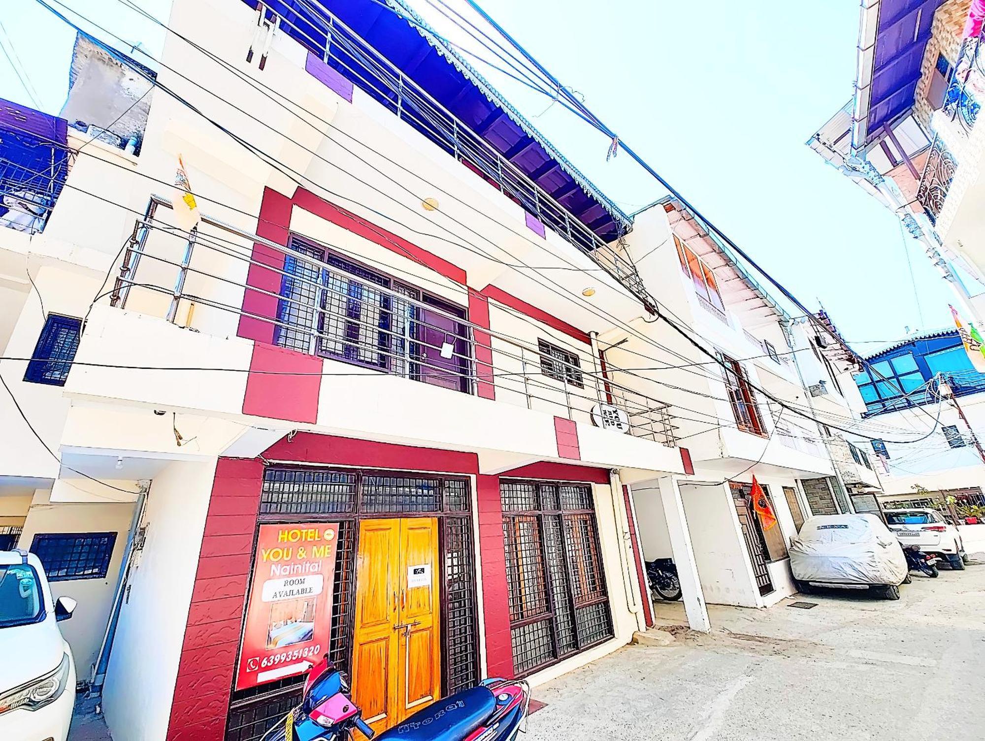 Hotel And Me - Near Mall Road And Naini With Wifi- Service And Parking Facilities Available - Book Now 3*