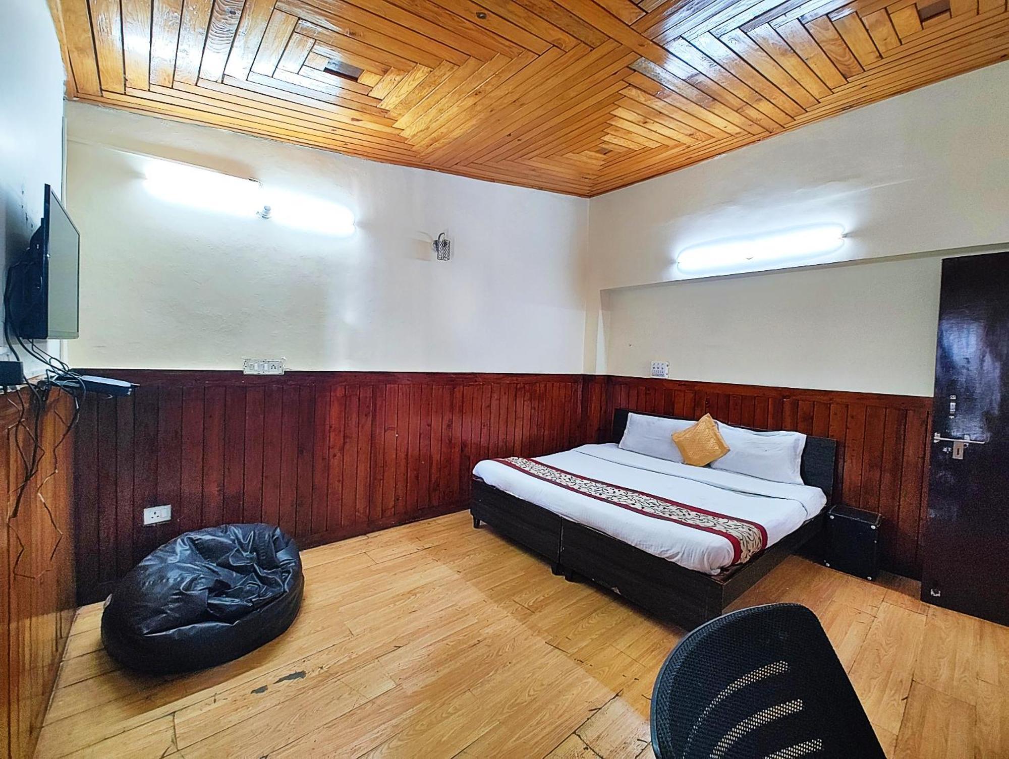 And Me - Near Mall Road And Naini With Wifi- Service And Parking Facilities Available - Book Now Hotel 3*