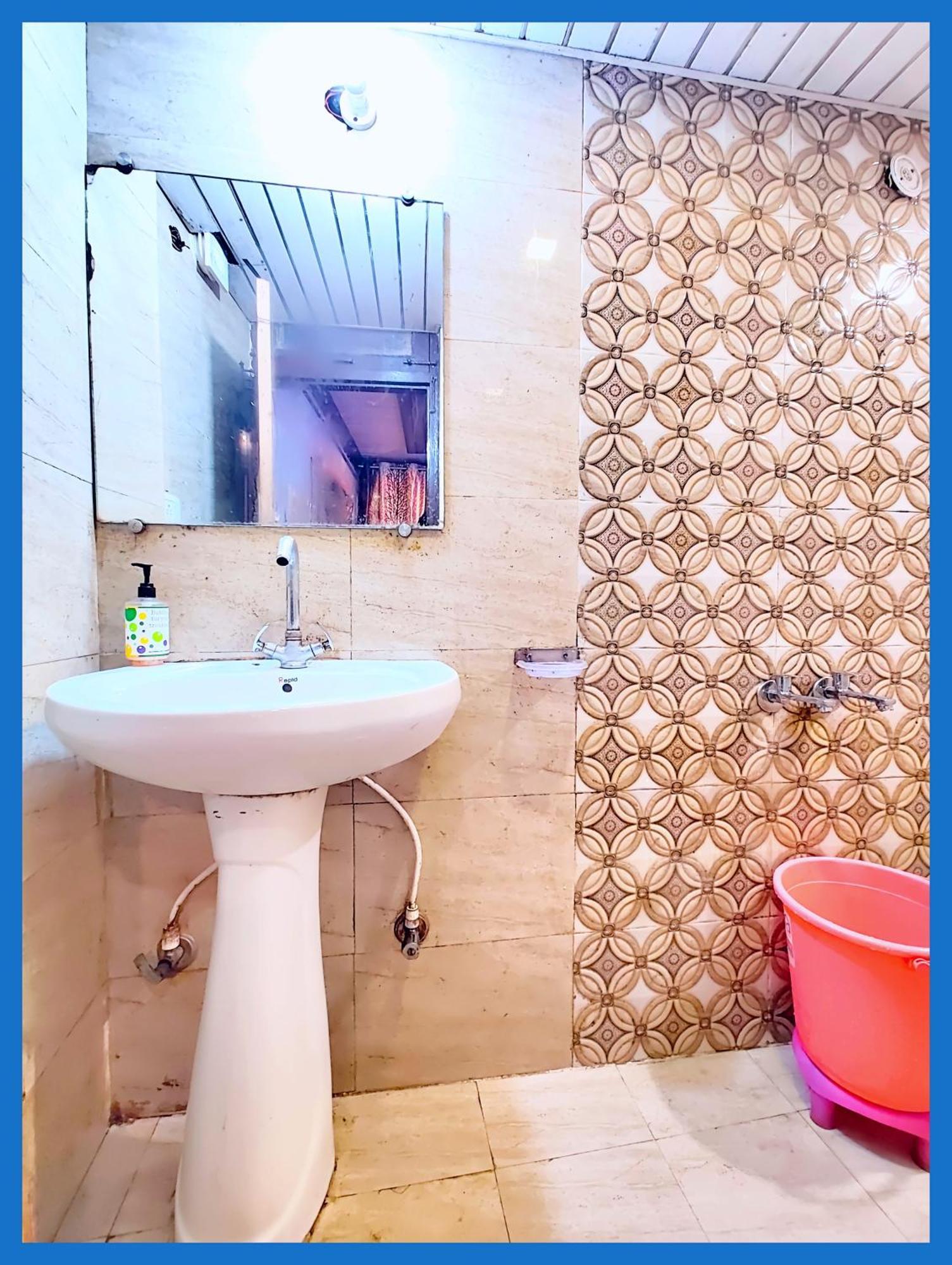 Flattiess ! Near Mall Road - Open Sitting Area On Terrace With Full Naini View And Mountain Valley View - Wi Fi - Service Available - Rated Hotel