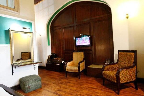 The Palace Belvedere Walkable Distance From Mall Road 4* Nainital