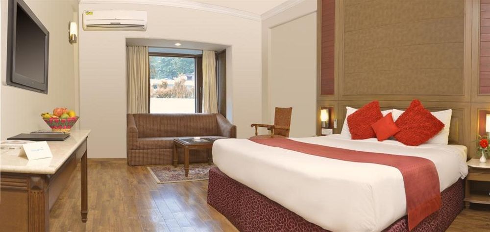 Vikram Vintage Hotel 4*