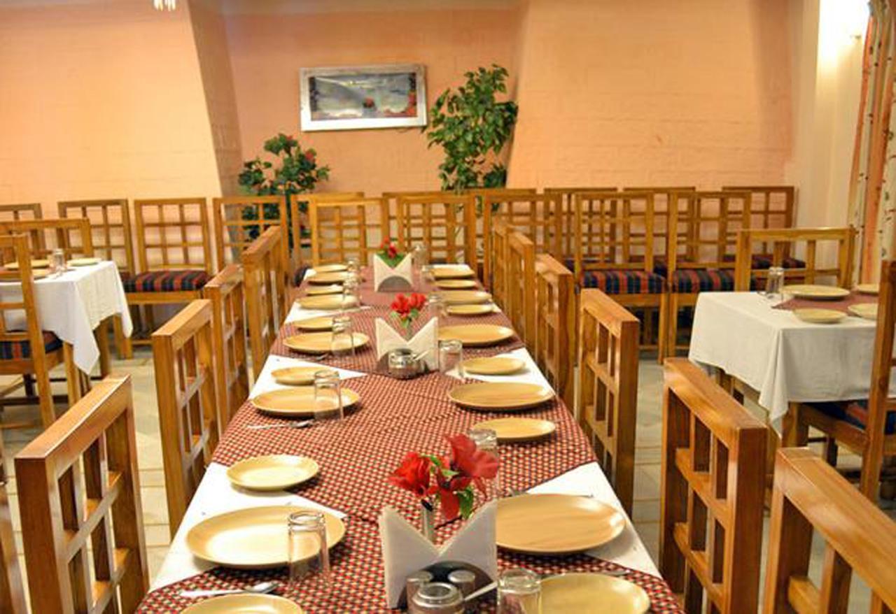 Hotel Hotel Radhe Continental