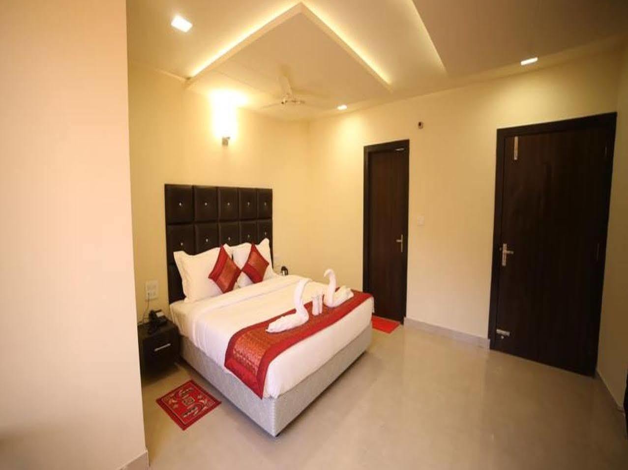 Adb Royal Rossett, Bhimtal
