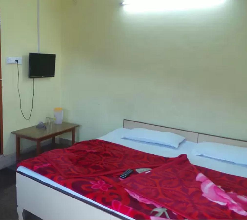 Deep Jyoti Lodge Nainital