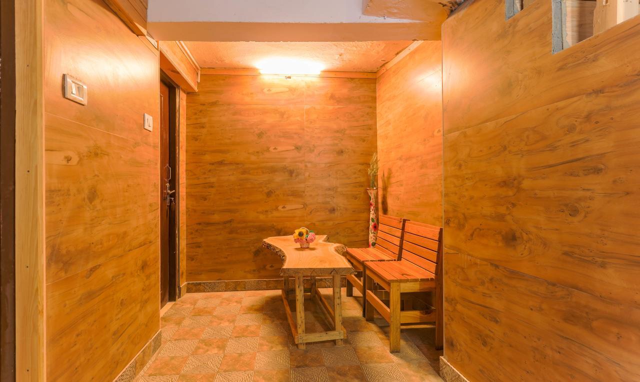 Hotel Treebo Trip The Oak Ridge 3*