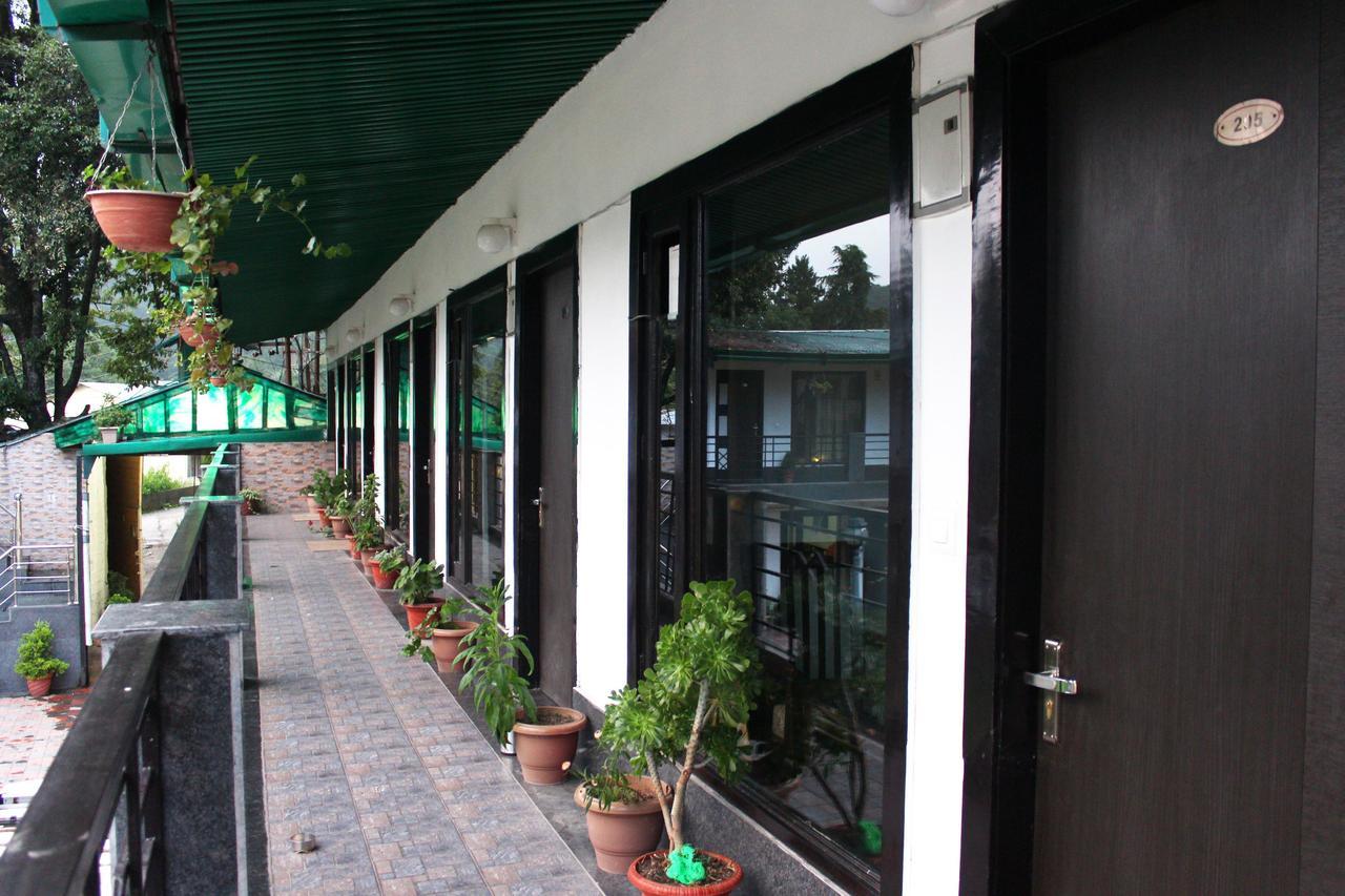 Oyo 1815 Relax Hotel