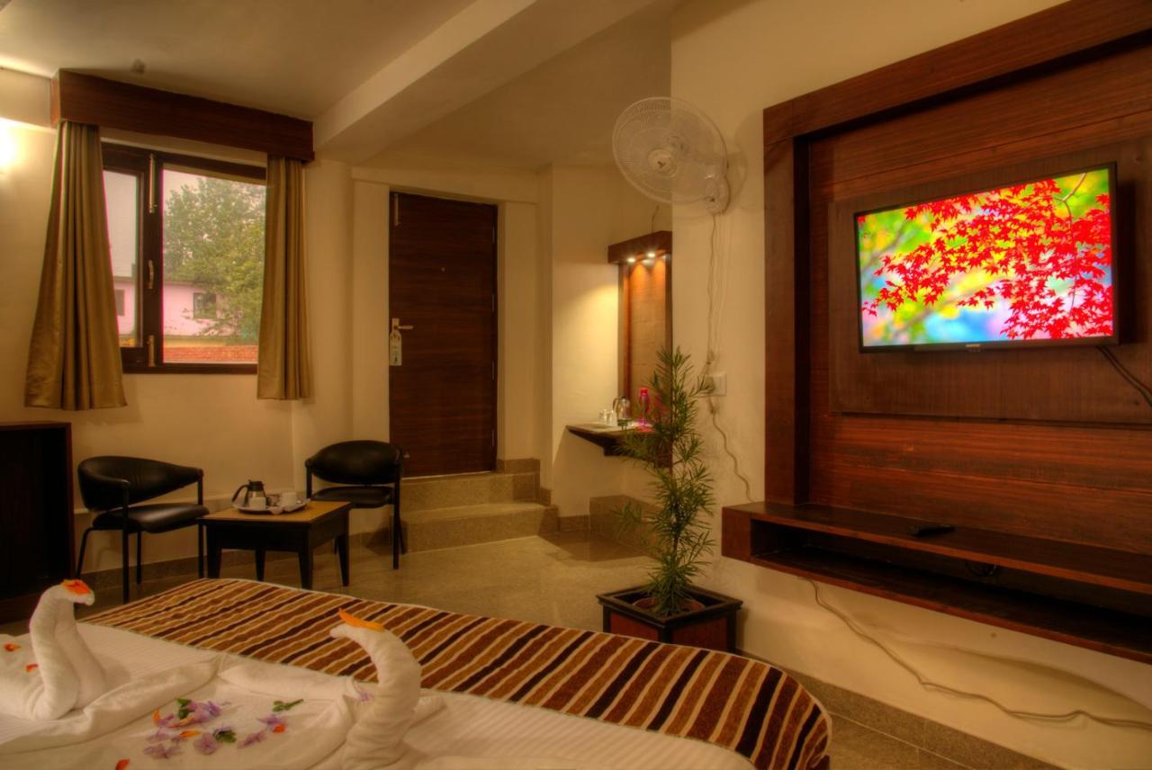 Hotel The Palm Resort-luxuria Nainital