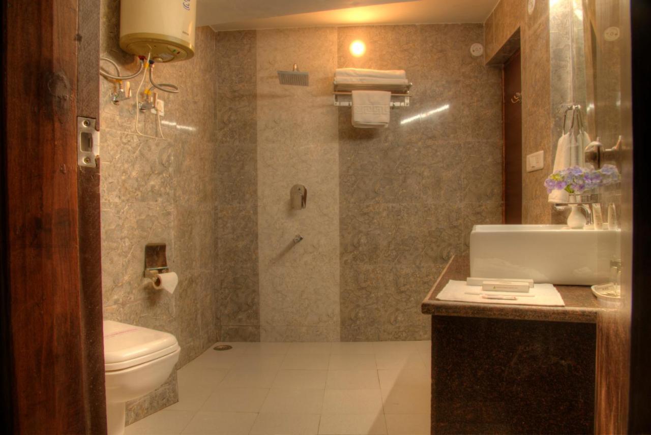 The Palm Resort-luxuria Hotel