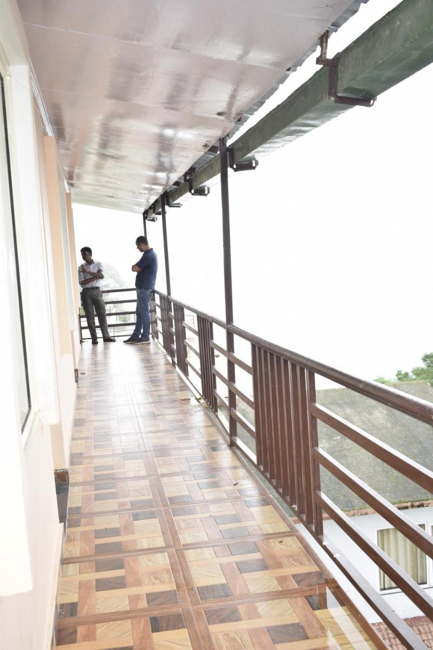 Hotel Oyo 23298 Uttaranchal 3*