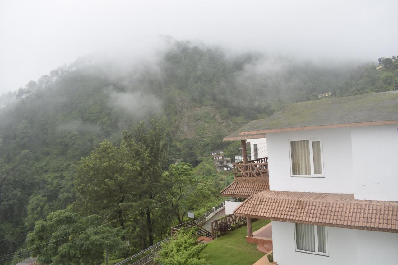 Oyo 23298 Uttaranchal