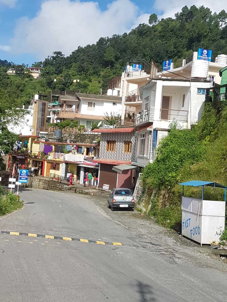 Oyo 23298 Uttaranchal Hotel