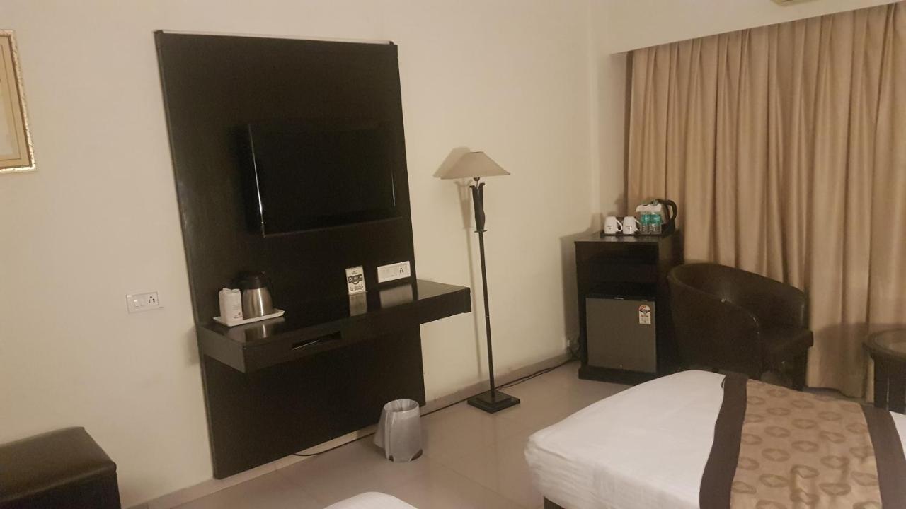 Oyo 23298 Uttaranchal Hotel 3*