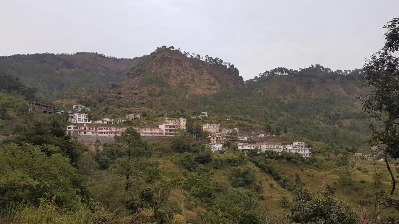 Oyo 23298 Uttaranchal