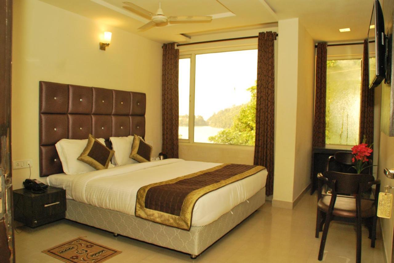 Adb Royal Rossett, Bhimtal Hotel 3*