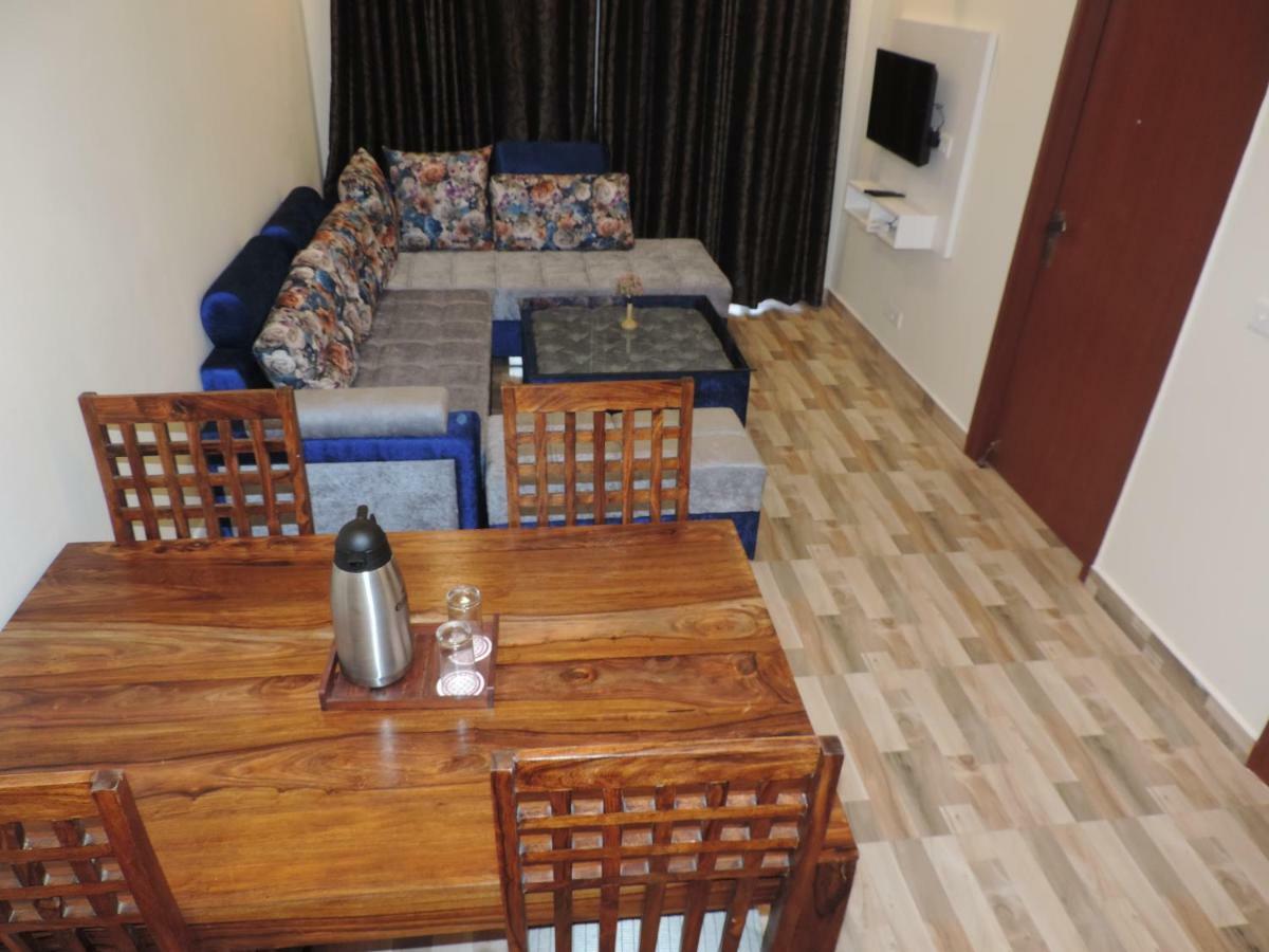 Hotel Clarks Inn Bhowali, Nainital