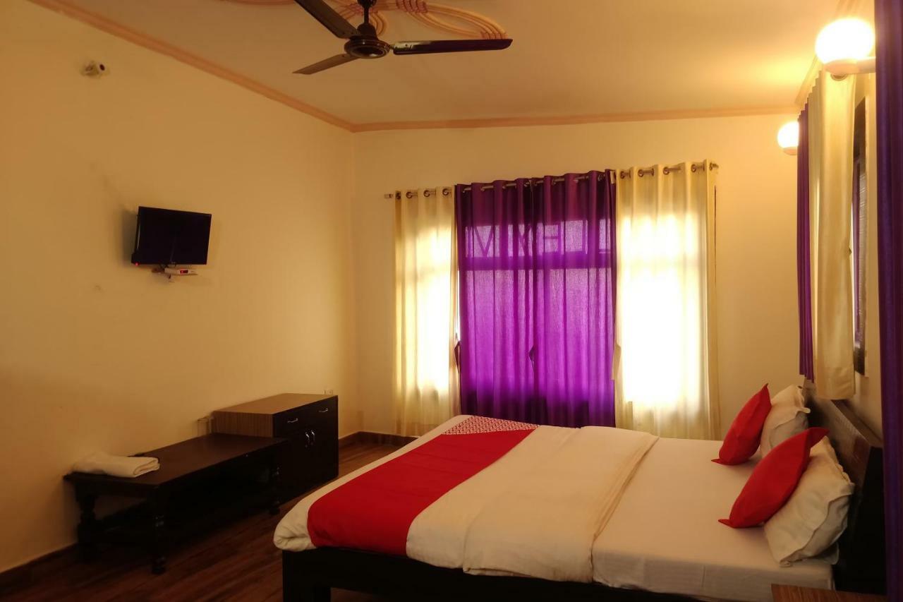 Oyo 23298 Uttaranchal 3*