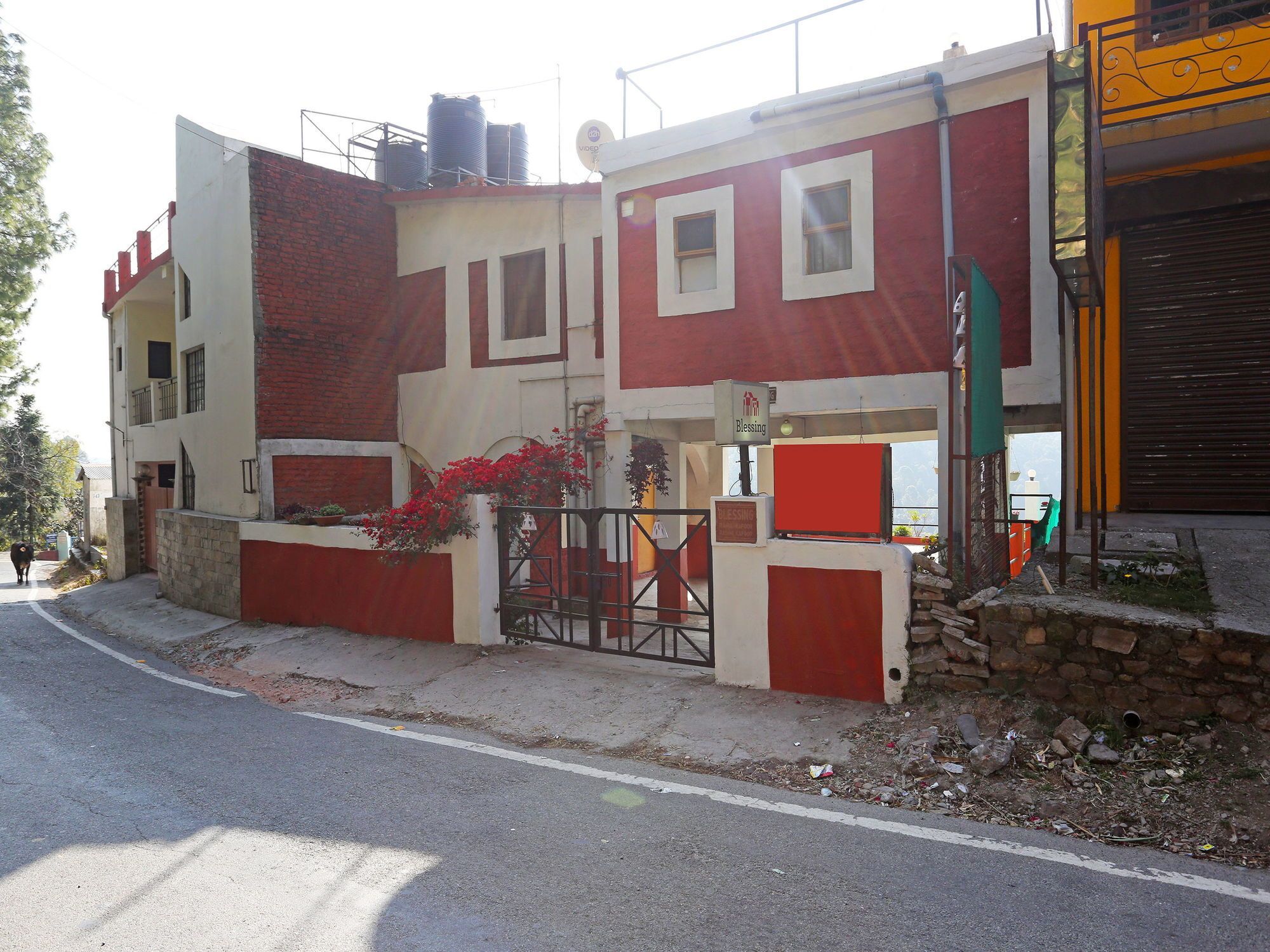 Oyo 10312 Spacious Bhowali Hotel