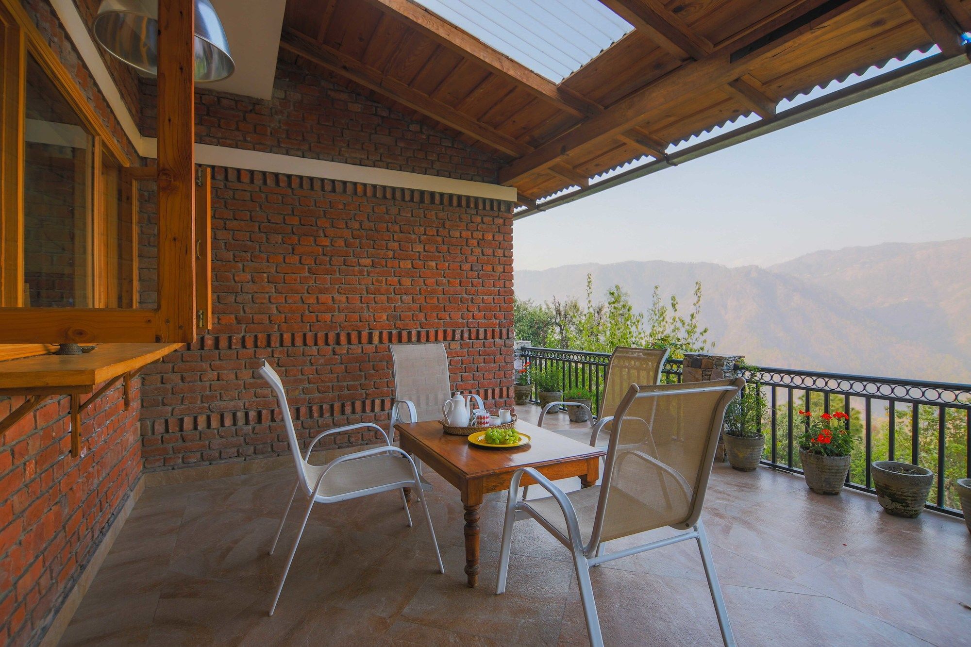 Resort V Juniper Jungalia 3*